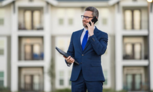 How a Listing Agent Helps You Sell Your Home Faster
