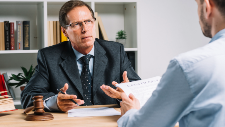 How a Personal Injury Lawyer or Attorney Can Help You After an Accident
